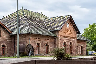 Seitenansicht auf das Ziegelei-Museum Jockgrim.