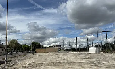Ein Baufeld sieht aus wie eine Brachfläche in Heilbronn. 