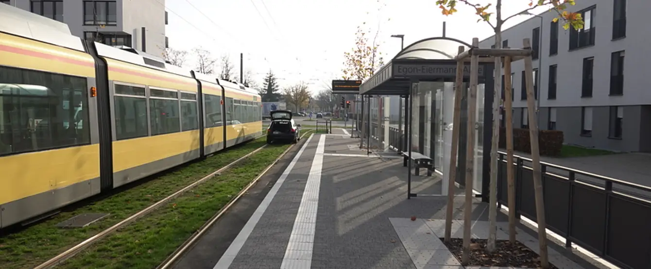 Ansicht einer Haltestelle.